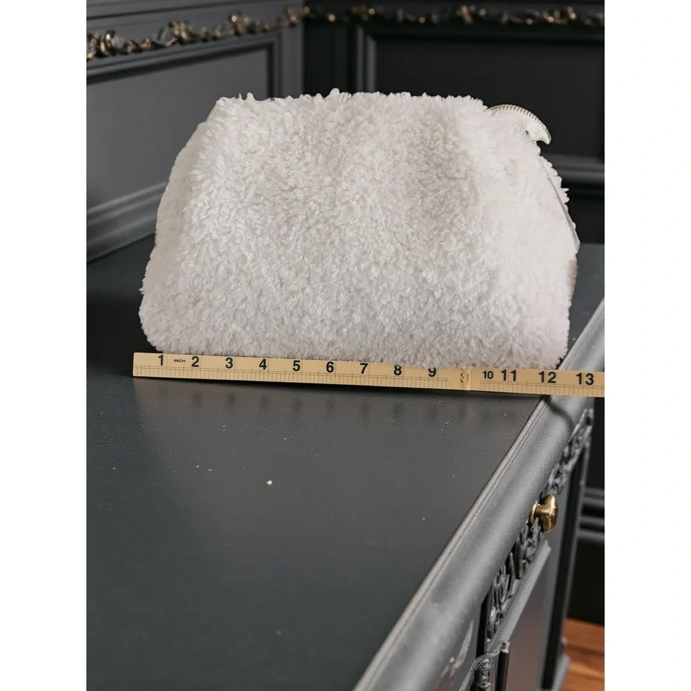 A New Day Fuzzy Sherpa Clutch Crossbody Purse Ivory Gold‎ Chain
